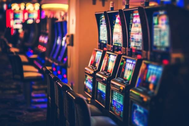 Live number prediction draw interface on one-hundred-thirty-two mobile app